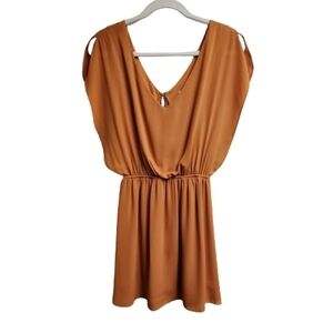 BB Dakota Deep V-neck Dress XS